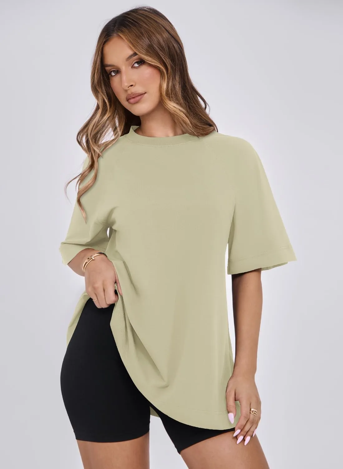 MIHOLL Womens Oversized T Shirts Short Sleeve Crewneck Summer Tops Casual Loose Basic Tees
