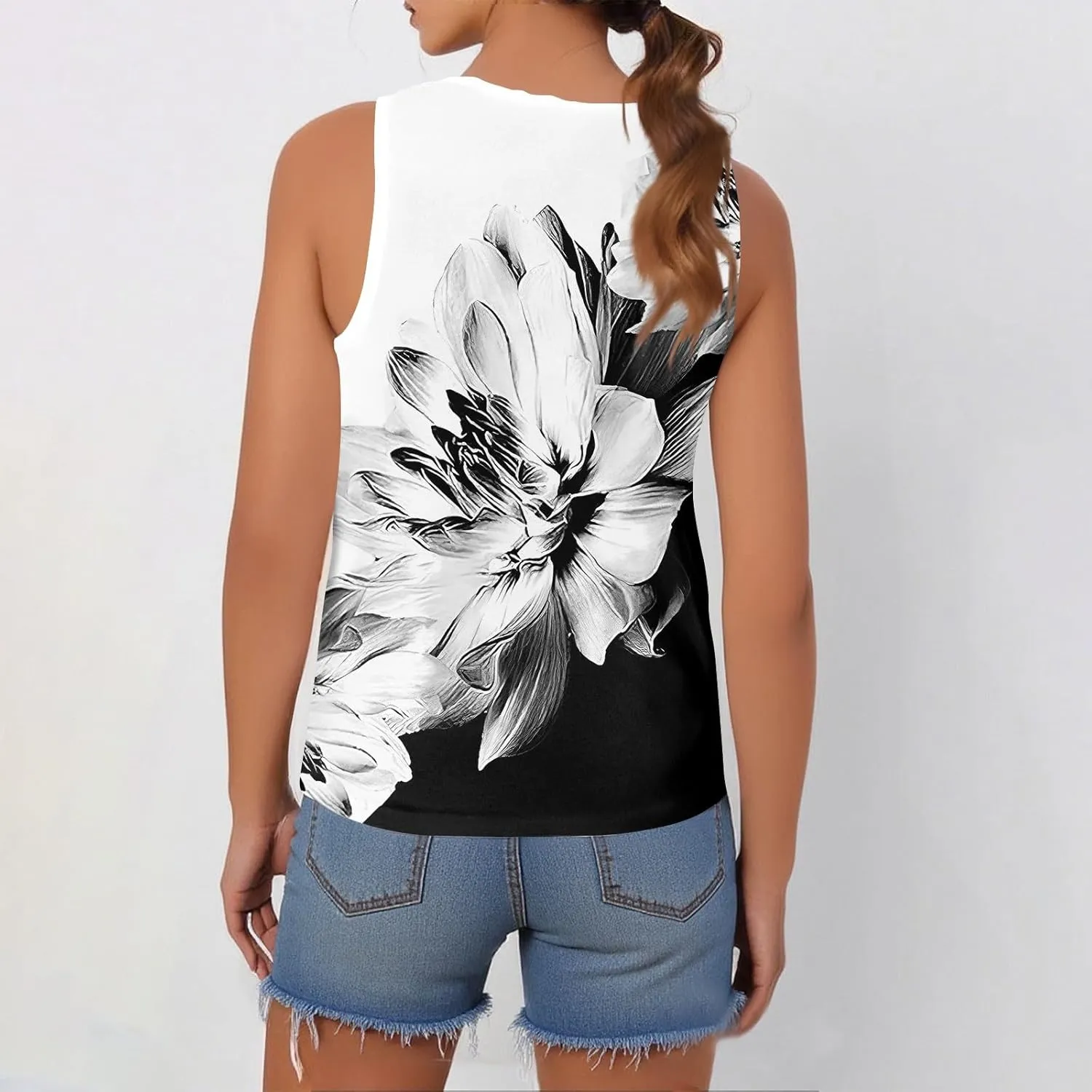 Tank Tops for Women Summer Fashion Crew Neck T Shirts Sleeveless Loose Pleated Floral Boho Tops Printed Basic Tee