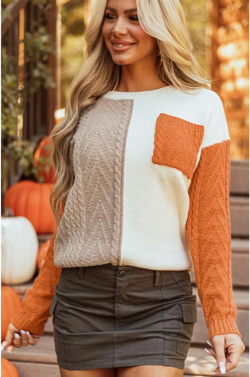 Womens Crewneck Color Block Long Sleeve Sweaters 2025 Fall Winter Cute Sweaters Cozy Knit Pullover Tops