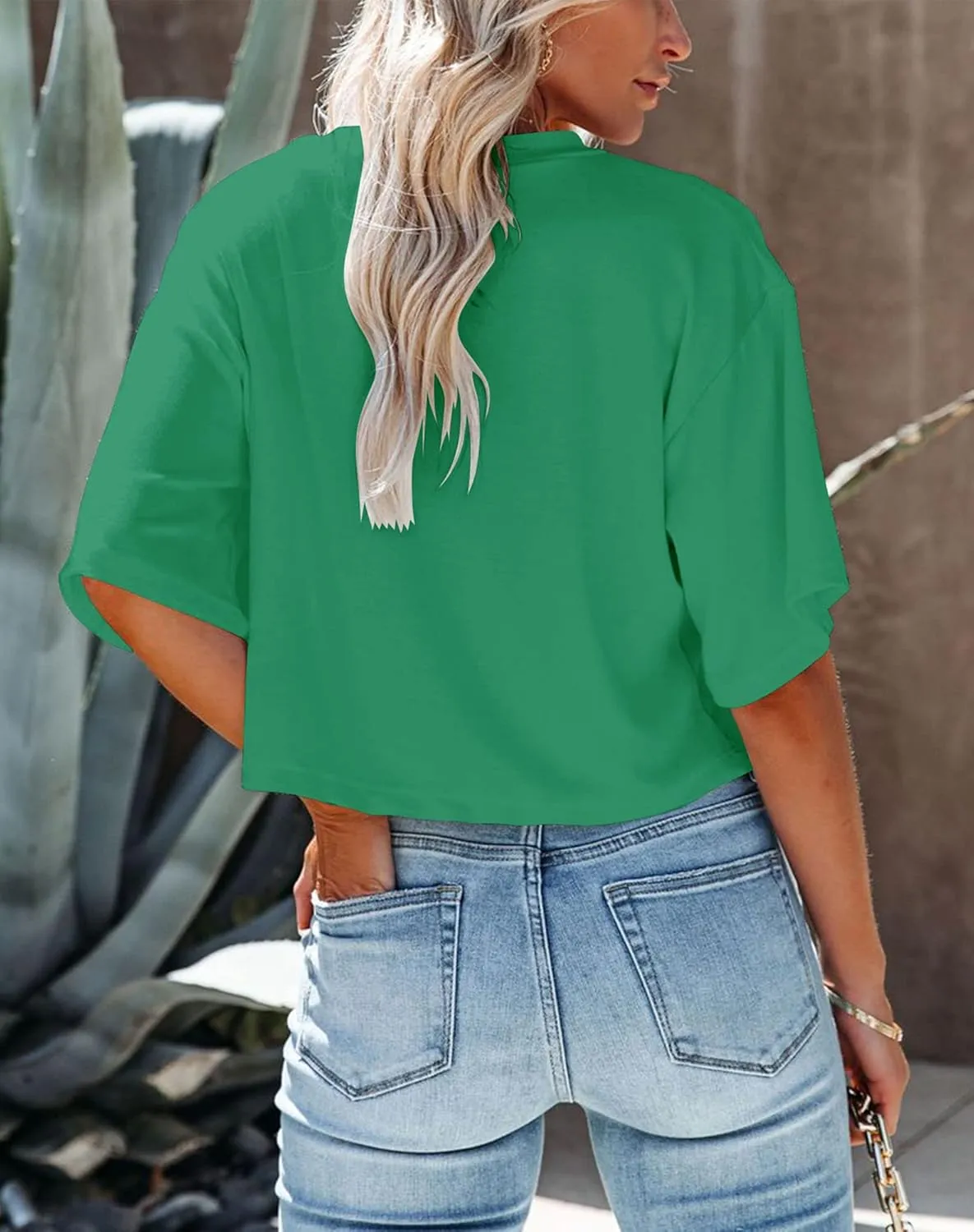 Yuccalley Women's Summer Crop Tops Short Sleeve Round Neck T-Shirt Basic Tees